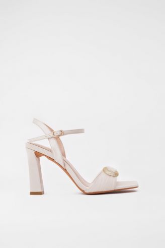 Sandals Beige