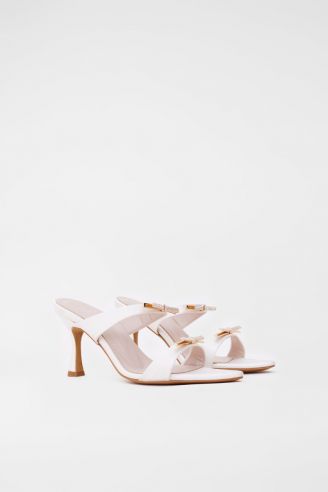 Mule White