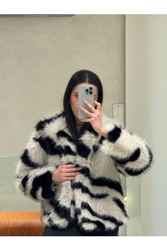 Fur Black 